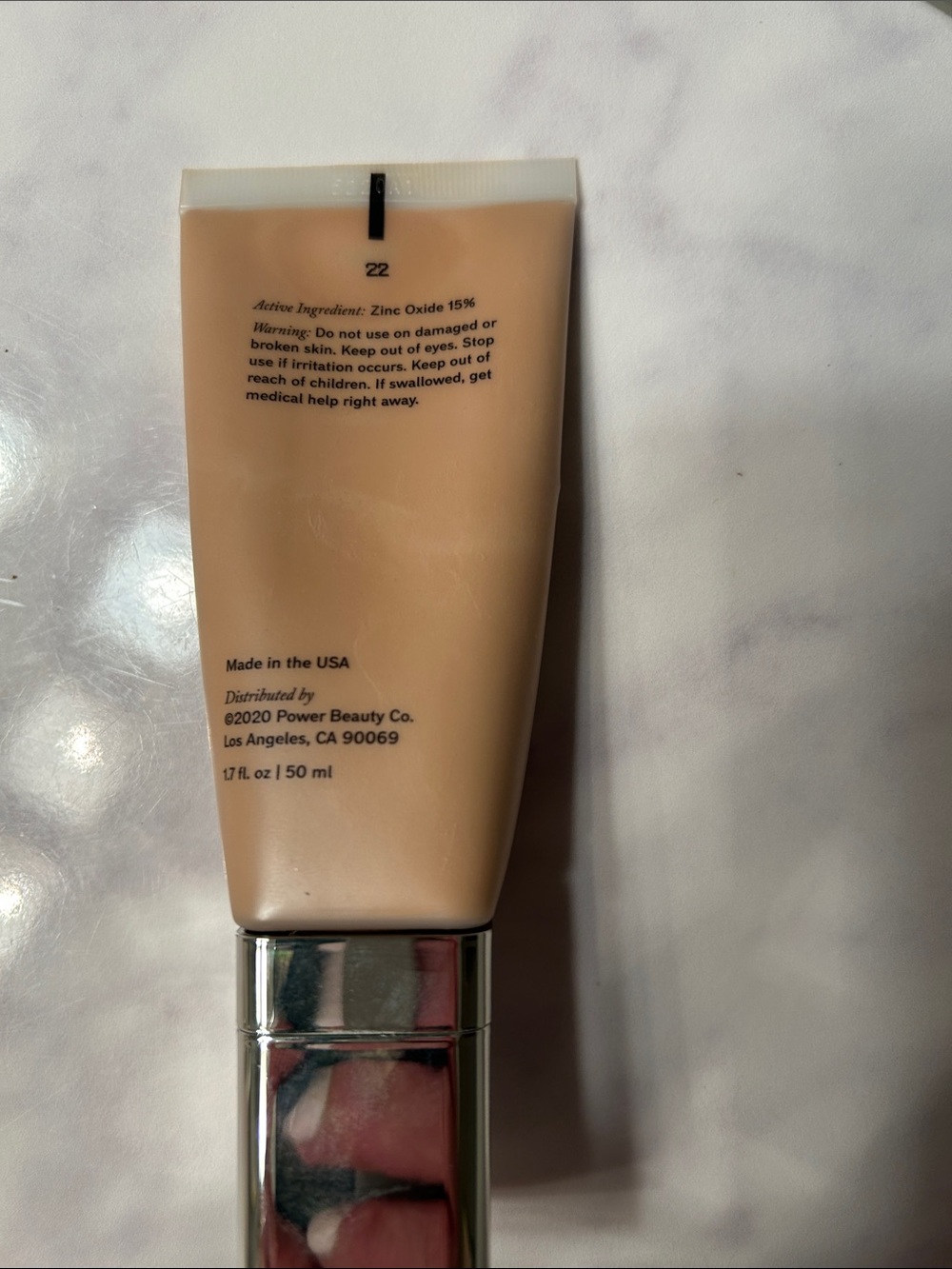 The Uniform Tinted Mineral Sunscreen SPF 45 - Color 22-light medium neutral - Picture 2 of 7